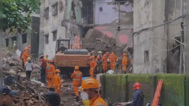 Bhiwandi Building Collapse: भिवंडी में 4 मंजिला इमारत ढही… 7 लोगों की गई जान