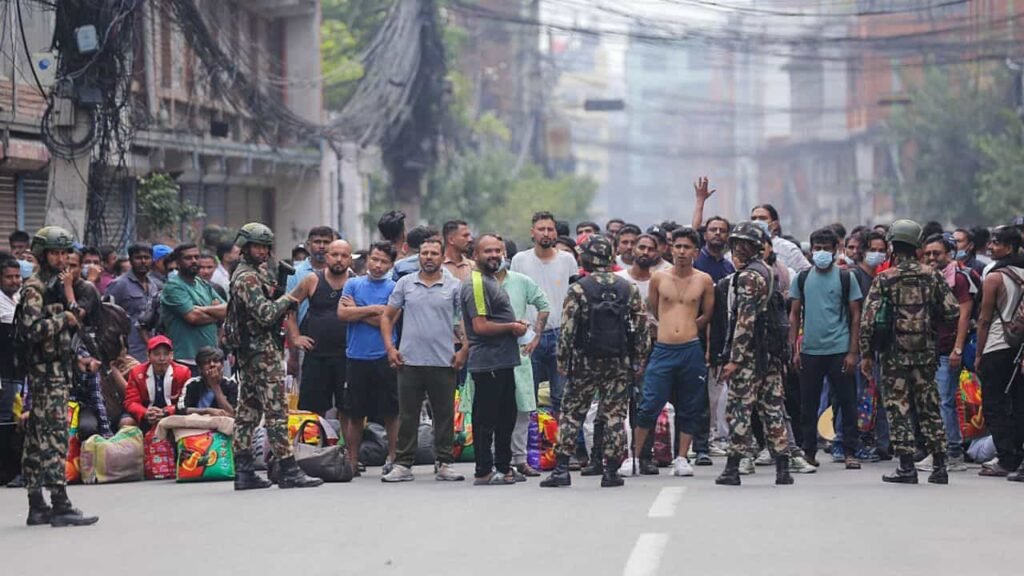 नेपाल में सांप्रदायिक हिंसा… 5 जिलों में कर्फ्यू