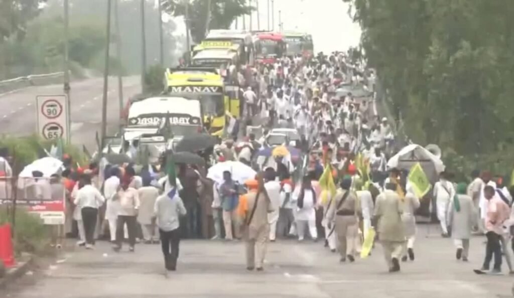 Farmers Protest: FTA विरोध में किसानों का प्रदर्शन… दिल्ली जाने से पहले शंभू बॉर्डर बंद