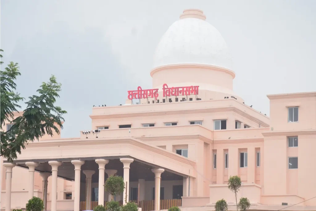 Chhattisgarh Vidhansabha Monsoon Session: विधानसभा में कांग्रेस का अविश्वास प्रस्ताव… 17 जुलाई को होगी चर्चा