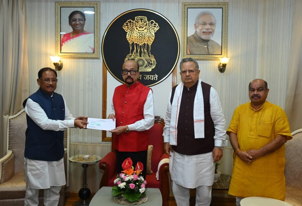 CG News: असम बाढ़ पीड़ितों के लिए छत्तीसगढ़ सरकार की बड़ी मदद… CM साय ने सौंपा 5 करोड़ का चेक