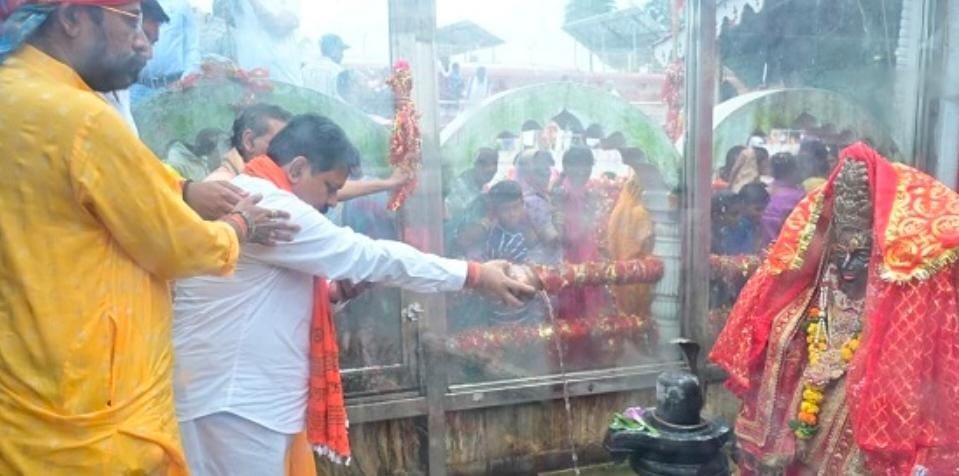 Amarkantak: अमरकंटक पहुंचे डिप्टी CM विजय शर्मा… मां नर्मदा के किए दर्शन