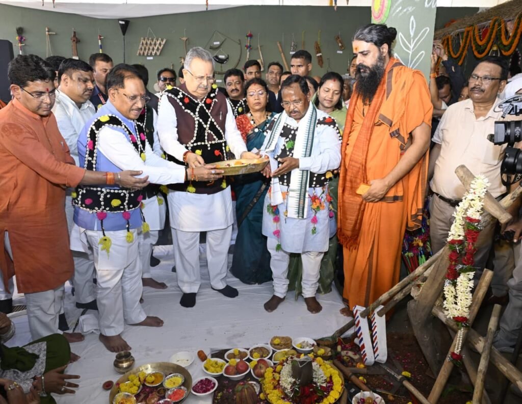 Chhattisgarh News: CM हाउस में हरेली तिहर का उत्सव… साय ने की हल-नांगर की पूजा