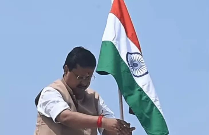 Nitin Nabin Photo: तिरंगे की तस्वीर से छेड़छाड़ का आरोप… कांग्रेस नेता पर FIR; BJP ने लगाया राष्ट्रध्वज के अपमान का आरोप