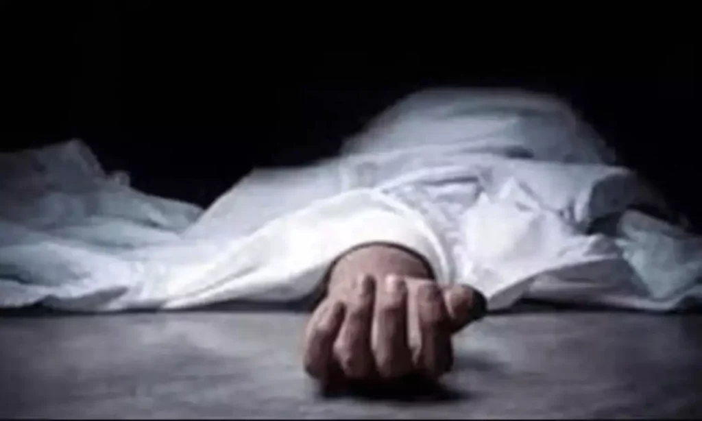 Surajpur News: सूरजपुर में छात्रा की मौत… कमरे से मिला नोट