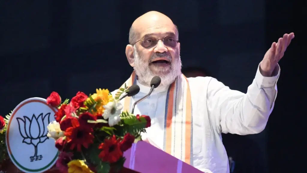 अमित शाह ने युवाओं से पढ़ने की अपील की ‘गीता रहस्य’… बोले- जीवन को सही दिशा देने वाली पुस्तक