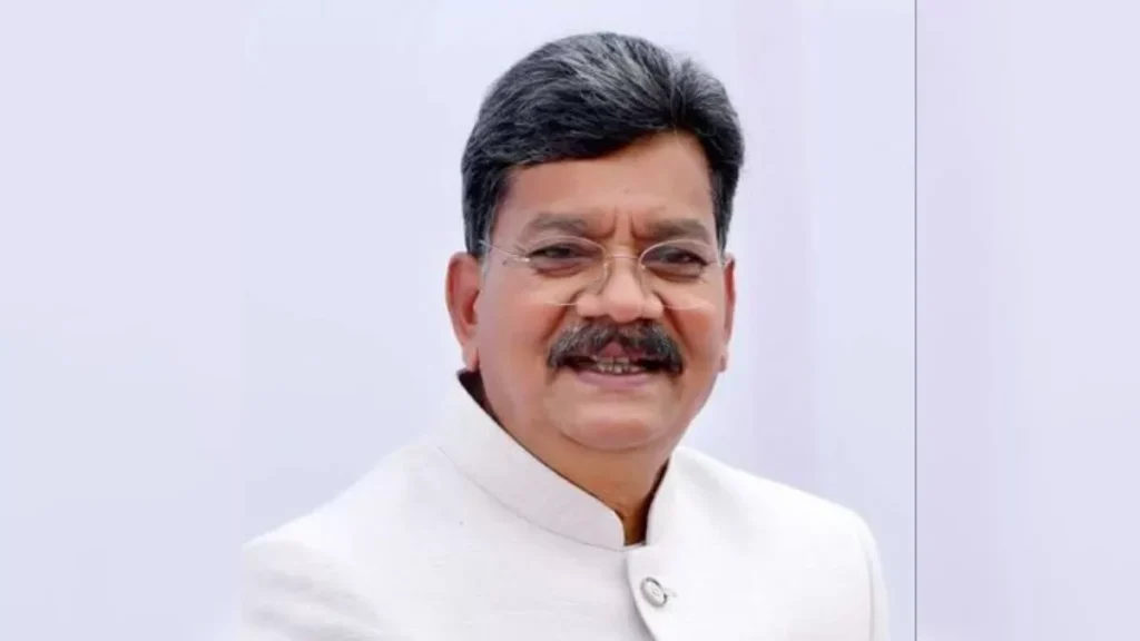 Chhattisgarh: चिकित्सा शिक्षा के निजीकरण को लेकर सियासत गरमाईचरणदास महंत ने राज्यपाल को लिखा पत्र