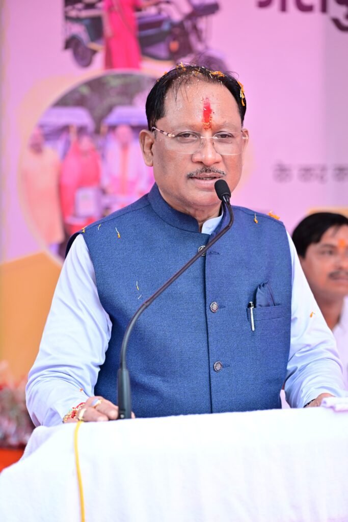 CG News: जशपुर में बनेगा आधुनिक फुटबॉल स्टेडियम… 5.49 करोड़ की मिली मंजूरी