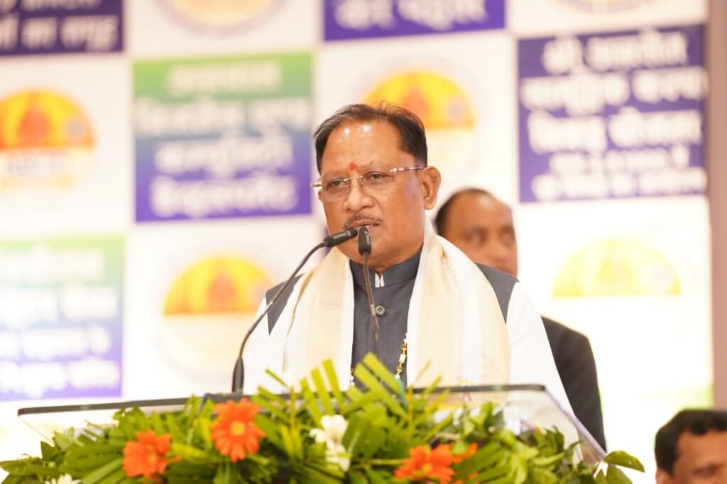 Agra Mahakumbh 2026: अंबिकापुर में अग्र महाकुंभ-2026 का शुभारंभ… CM साय ने अग्रवाल समाज की उद्यमिता और सेवा को सराहा