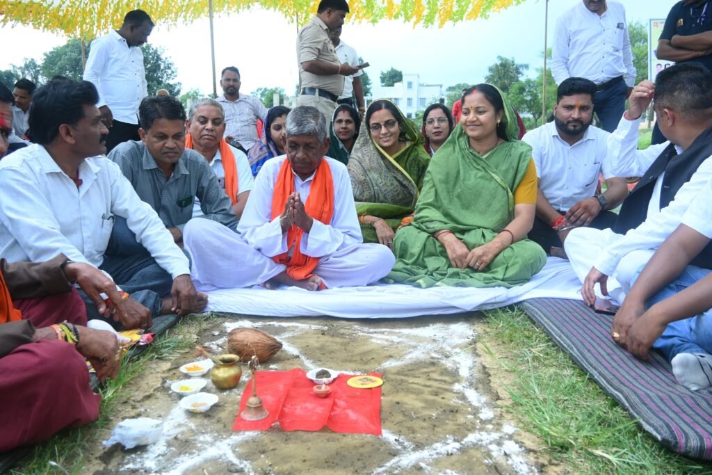 Bhaiyathan Road Development News: 34 करोड़ से अधिक के सड़क कार्य शुरू… ग्रामीण कनेक्टिविटी होगी बेहतर
