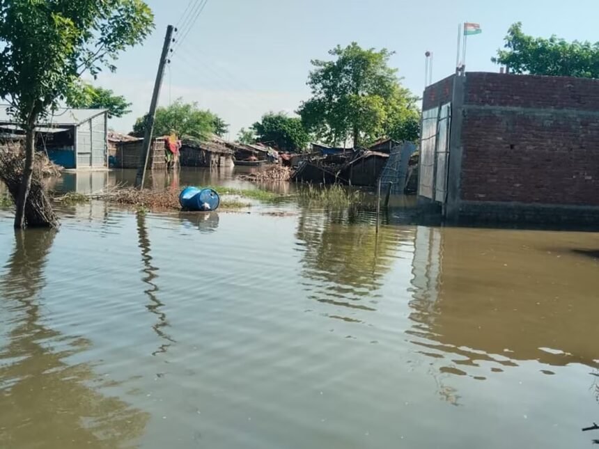 Bihar Flood: बिहार में बाढ़ का खतरा बढ़ा… नेपाल की भारी बारिश से गंडक नदी उफान पर