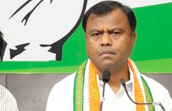 CG Politics: दीपक बैज ने BJP सरकार को घेरा… PSC से धर्मांतरण तक उठाए सवाल