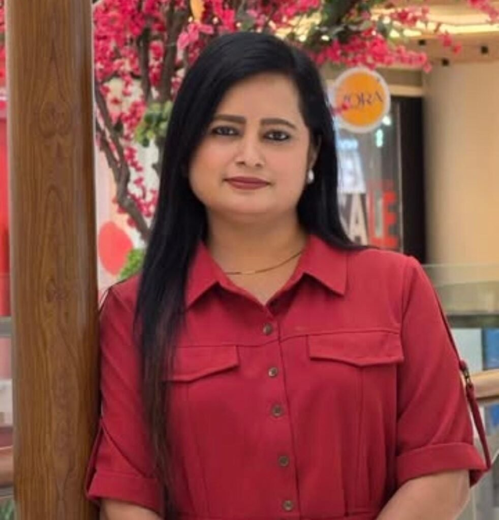 Raipur Breaking: रायपुर में अश्लील वीडियो मामले में बड़ी कार्रवाई… सोमा देवांगन गिरफ्तार