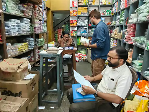 CG Fake Tea Raid: ब्रांडेड चाय के नाम पर गड़बड़ी? 23 पैकेट जब्त