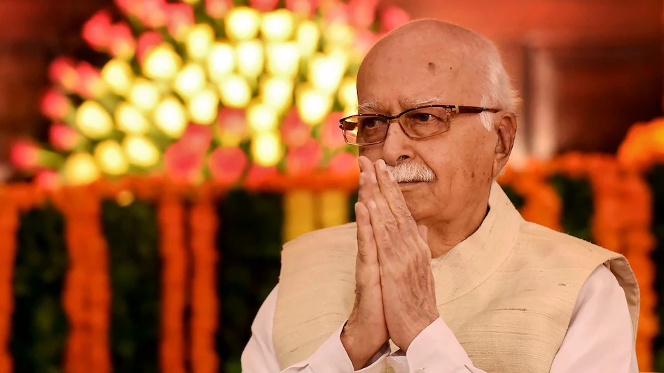 Lal Krishna Advani: लालकृष्ण आडवाणी की तबीयत बिगड़ी… दिल्ली के अपोलो अस्पताल में भर्ती