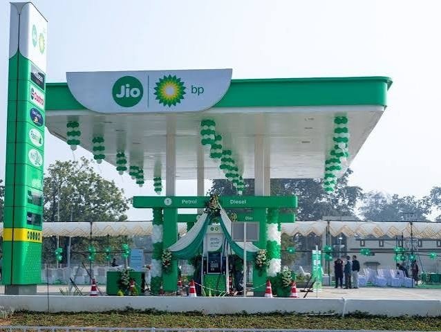 Petrol Diesel Price: महंगाई का झटका… जियो-बीपी के पंपों पर पेट्रोल-डीजल के दाम बढ़े