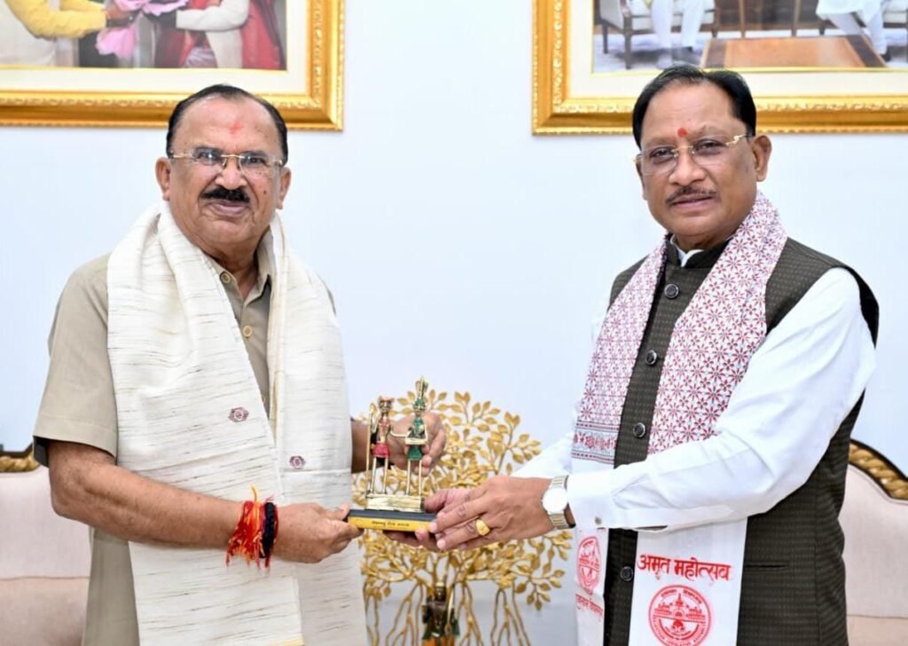 Vasudev Devnani meet CM Sai: CM विष्णु देव साय से राजस्थान विधानसभा अध्यक्ष वासुदेव देवनानी ने की मुलाकात
