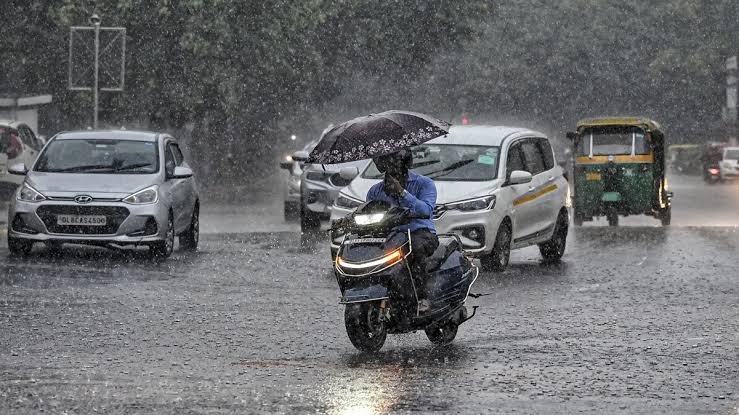CG Weather News: छत्तीसगढ़ में फिर बदलेगा मौसम… गरज-चमक के साथ बरसेंगे बादल